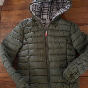 Save the Duck Lightweight Puffer Size 2M Olive Green - Excellent Condition!
